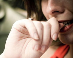 bite nails,Understanding the Habit of Biting Nails